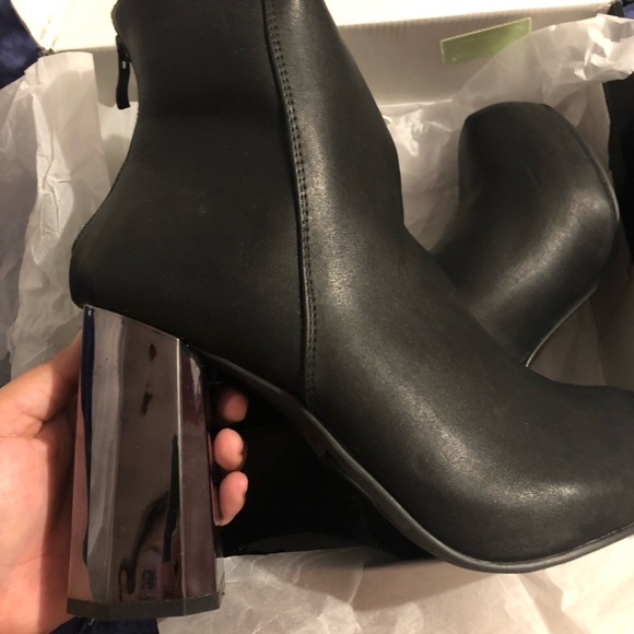 torrid Shoes - Torrid Black Geometric Heel Bootie torrid Shoes - Torrid Black Geometric Heel Bootie